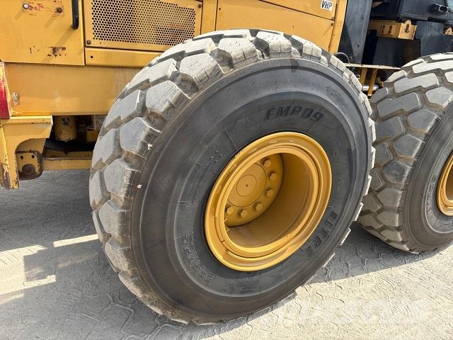 CAT 16M VHP Grederji