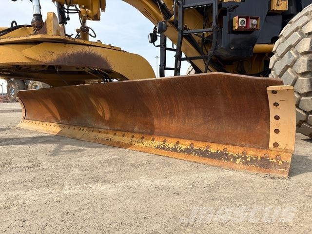 CAT 16M VHP Grederji