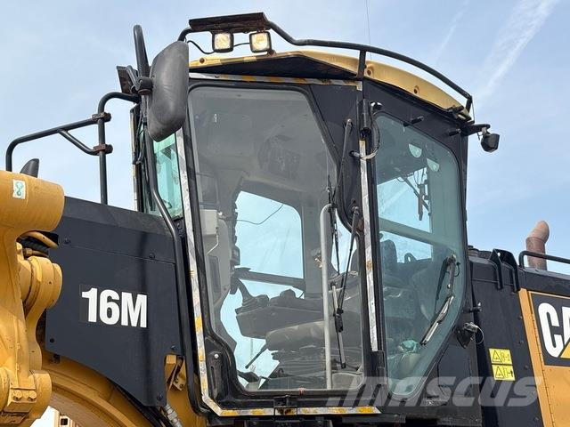 CAT 16M VHP Grederji