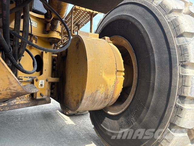 CAT 16M VHP Grederji