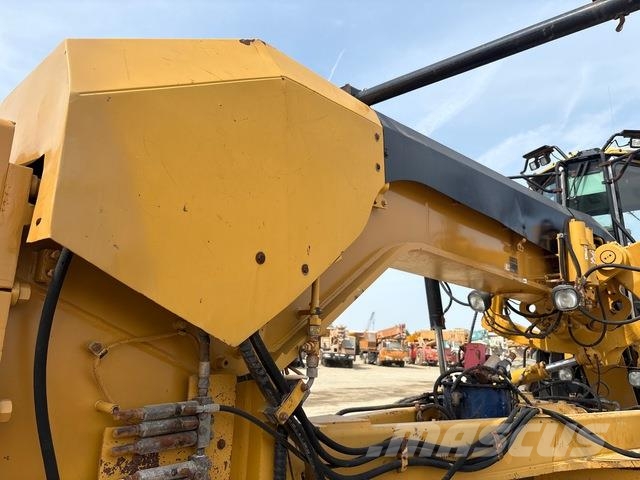 CAT 16M VHP Grederji