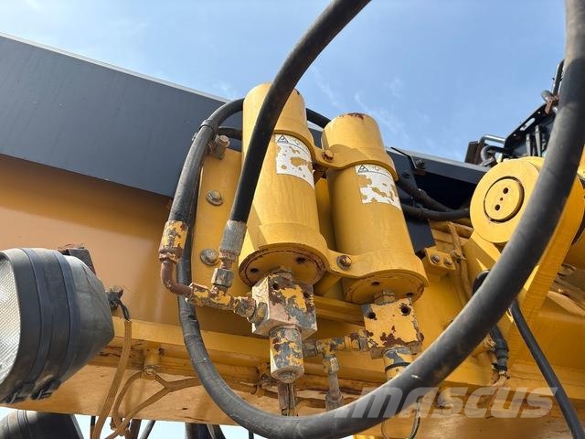 CAT 16M VHP Grederji