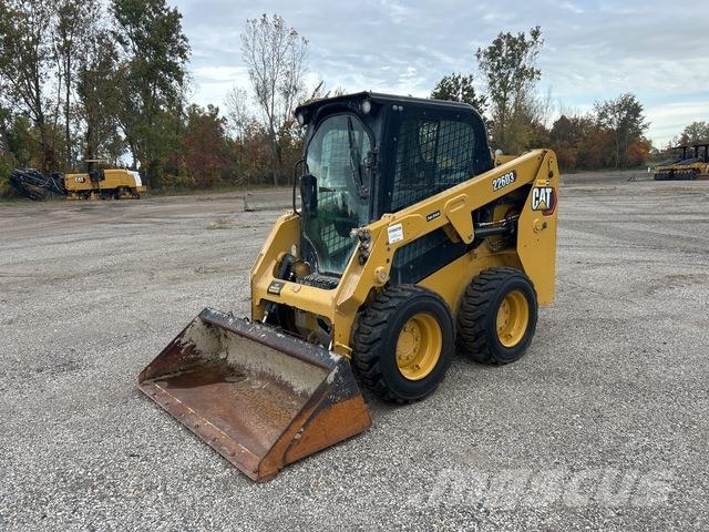 CAT 226D3 Lietoti riteņu kompaktiekrāvēji
