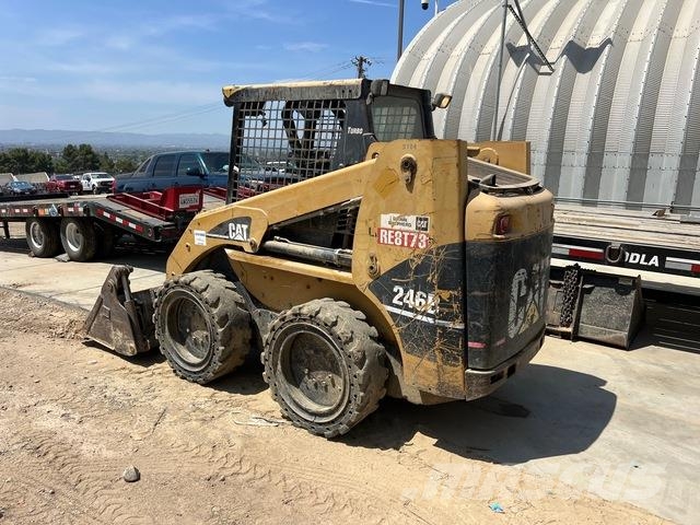 CAT 246B Kompaktlaadurid