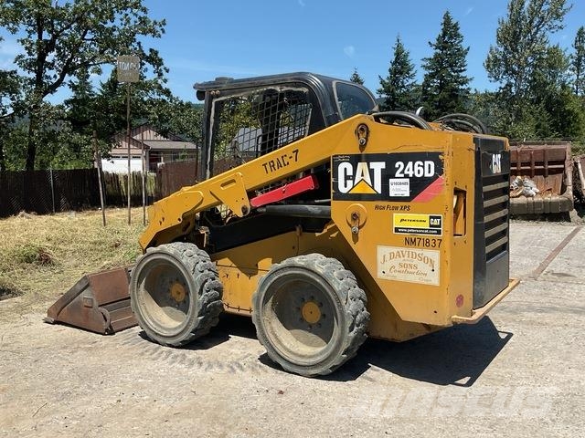 CAT 246D Φορτωτάκια