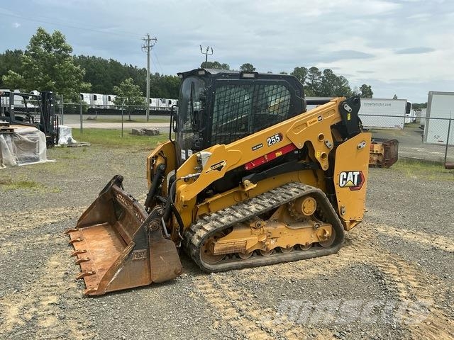 CAT 255 لوادر انزلاقية التوجيه