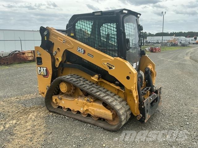 CAT 255 لوادر انزلاقية التوجيه