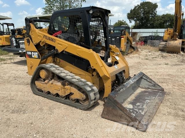 CAT 259D Mini Pale Gommate