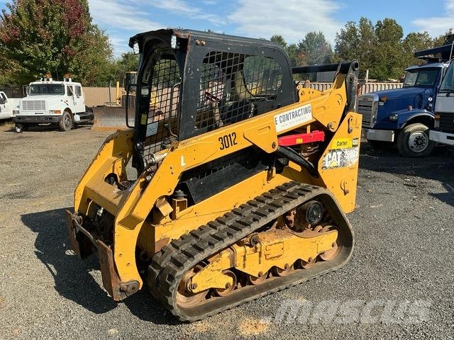 CAT 259D لوادر انزلاقية التوجيه
