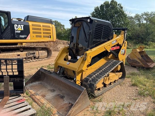 CAT 259D3 滑移装载机