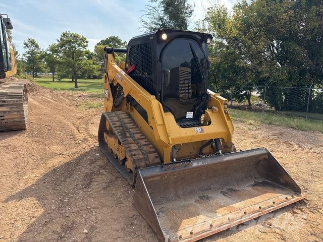CAT 259D3 滑移装载机