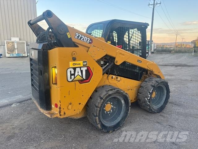 CAT 272D3XE Skid steer mini nakladalci