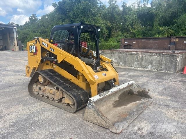 CAT 279D3 لوادر انزلاقية التوجيه