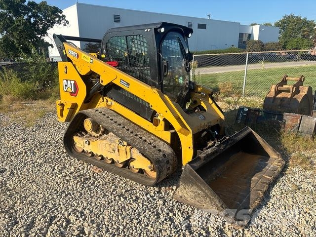 CAT 289D3 لوادر انزلاقية التوجيه