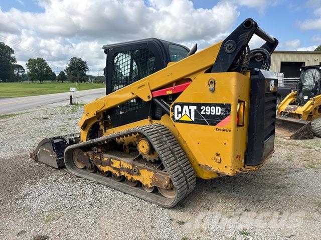 CAT 299D2 لوادر انزلاقية التوجيه