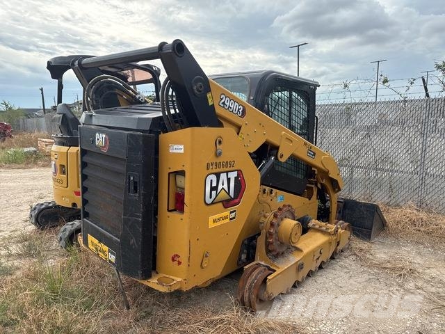CAT 299D3 滑移轉向裝載機