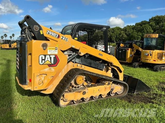 CAT 299D3 滑移装载机