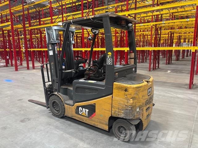 CAT 2EP6000 電動堆高機