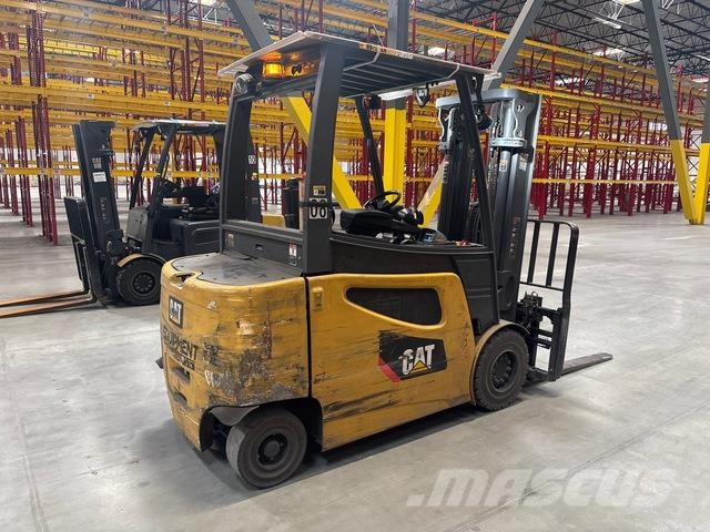 CAT 2EP6000 電動堆高機