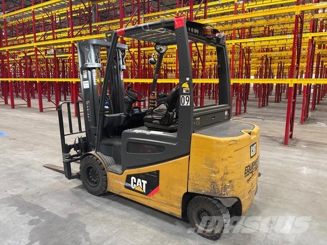 CAT 2EP6000 電動堆高機