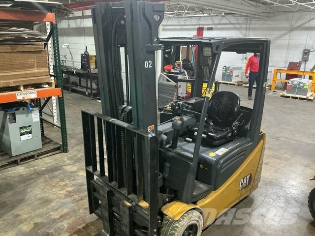 CAT 2ET3500 電動堆高機