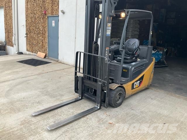 CAT 2ET4000 Carrelli elevatori elettrici