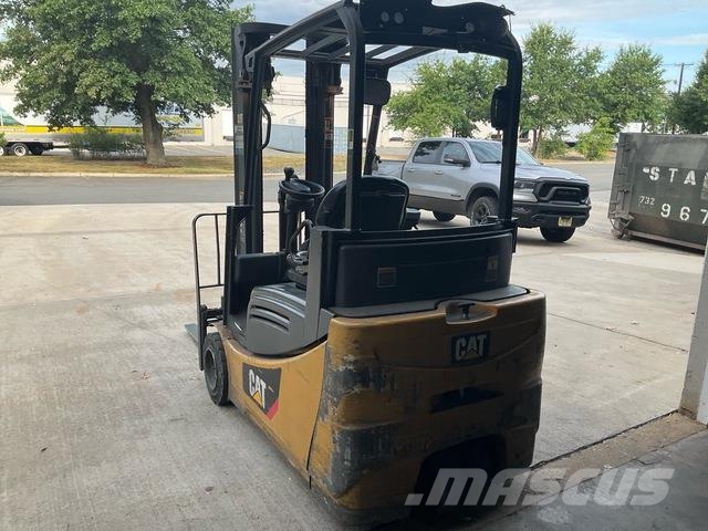 CAT 2ET4000 Carrelli elevatori elettrici