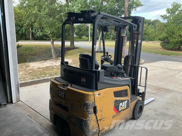 CAT 2ET4000 Carrelli elevatori elettrici