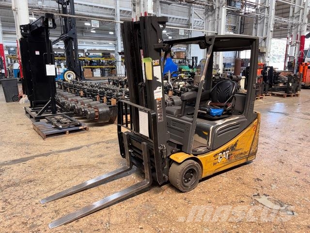 CAT 2ET4000 電動堆高機