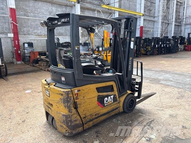CAT 2ET4000 電動堆高機