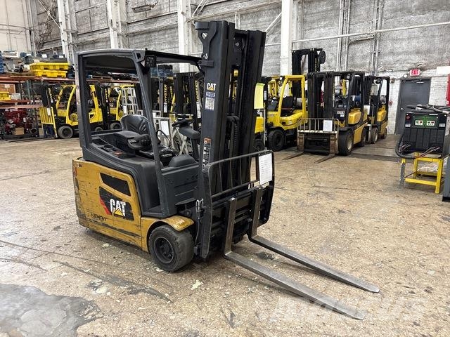 CAT 2ET4000 Elektromos targoncák