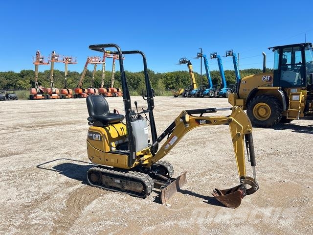 CAT 300.9D Lánctalpas kotrók