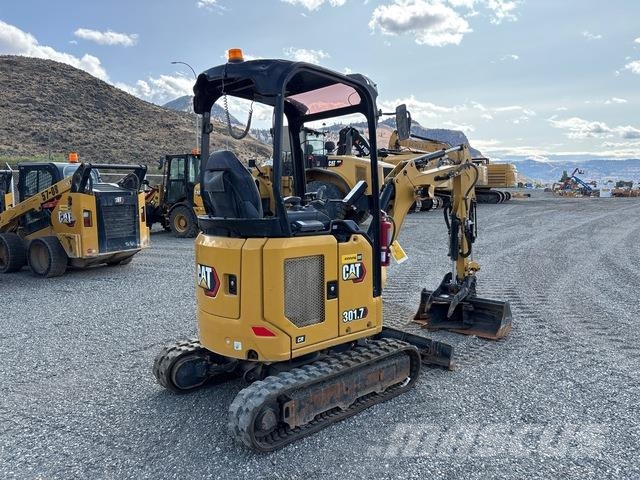 CAT 301.7 CR Pelle sur chenilles