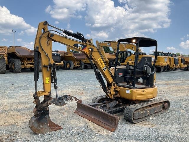 CAT 303.5E2 CR 大型油圧ショベル12t以上(パワーショベル・ユンボ)