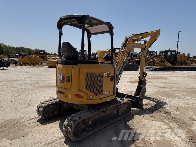 CAT 303 CR Kāpurķēžu ekskavatori