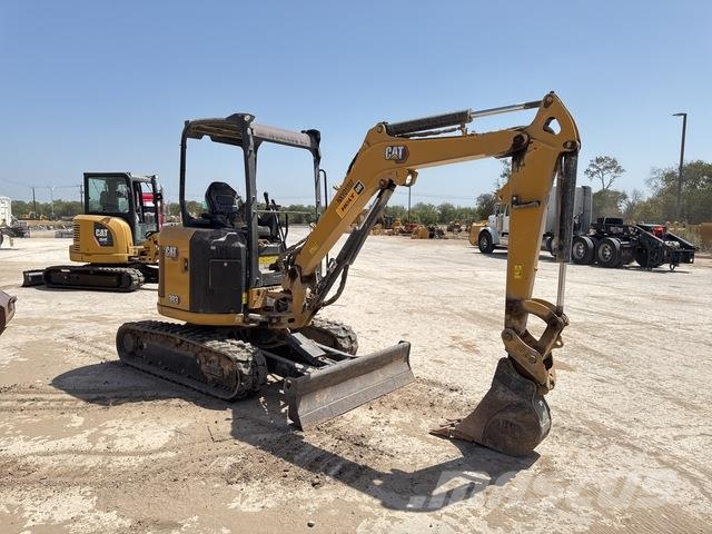CAT 303 CR Kāpurķēžu ekskavatori