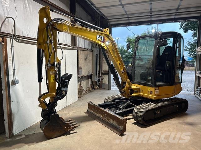 CAT 304 Pelle sur chenilles