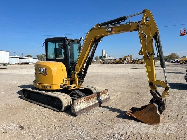 CAT 305E2 Rupsgraafmachines
