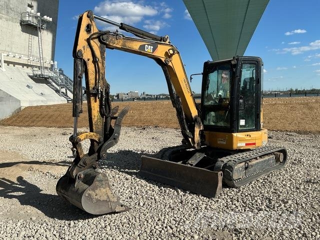 CAT 305E2 CR Lánctalpas kotrók