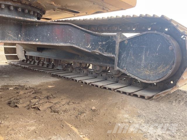 CAT 313GC حفارات زحافة