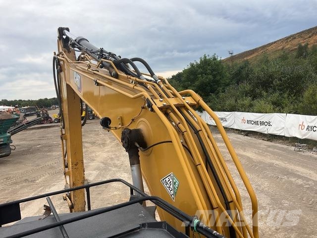 CAT 313GC حفارات زحافة