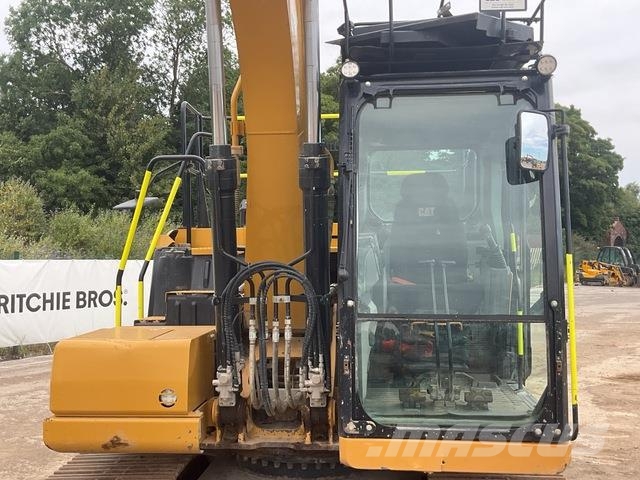 CAT 313GC حفارات زحافة