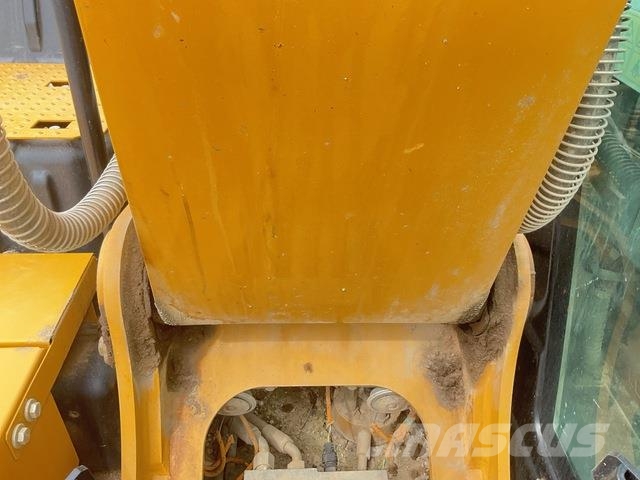 CAT 313GC حفارات زحافة
