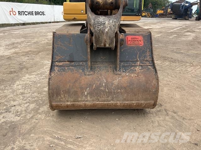 CAT 313GC حفارات زحافة