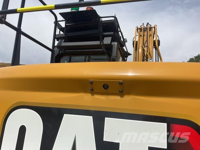 CAT 313GC حفارات زحافة