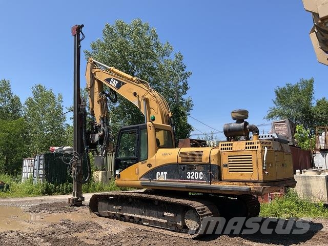 CAT 320 Surface drill rigs