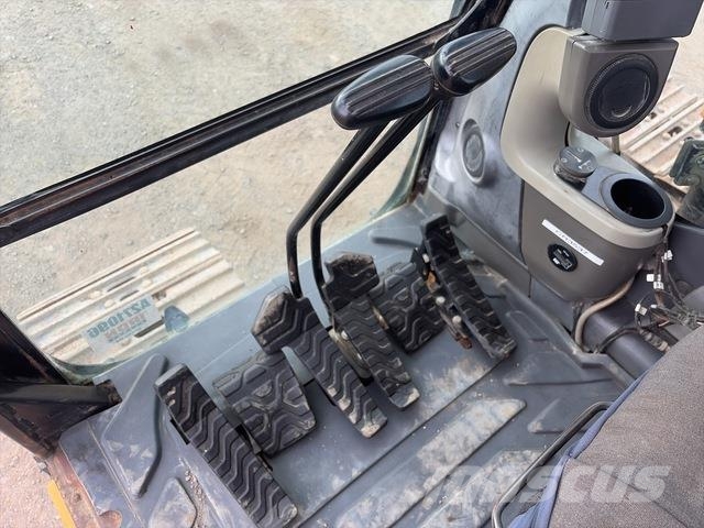 CAT 320D Escavadeiras de esteiras