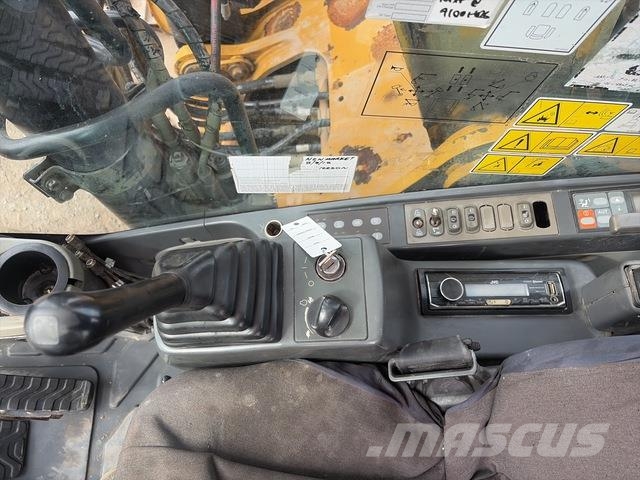 CAT 320D Escavadeiras de esteiras