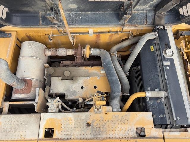 CAT 320D Escavadeiras de esteiras