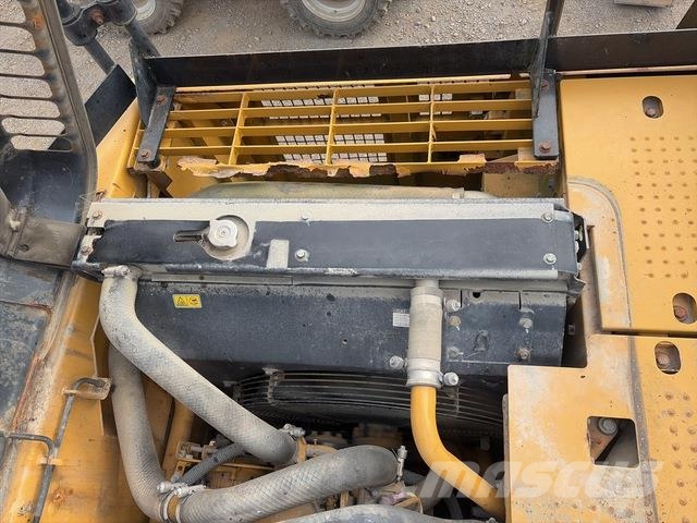 CAT 320D Escavadeiras de esteiras